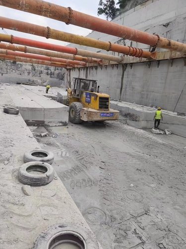 马尾区港口路下穿路基静态爆破开挖施工组织及方案